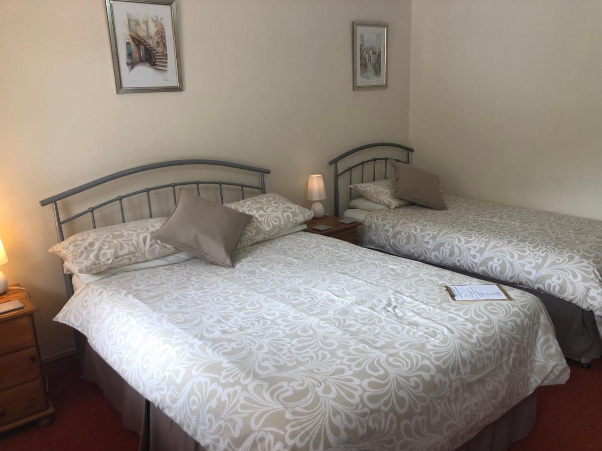 Bron Menai Guest House Caernarfon Ngoại thất bức ảnh