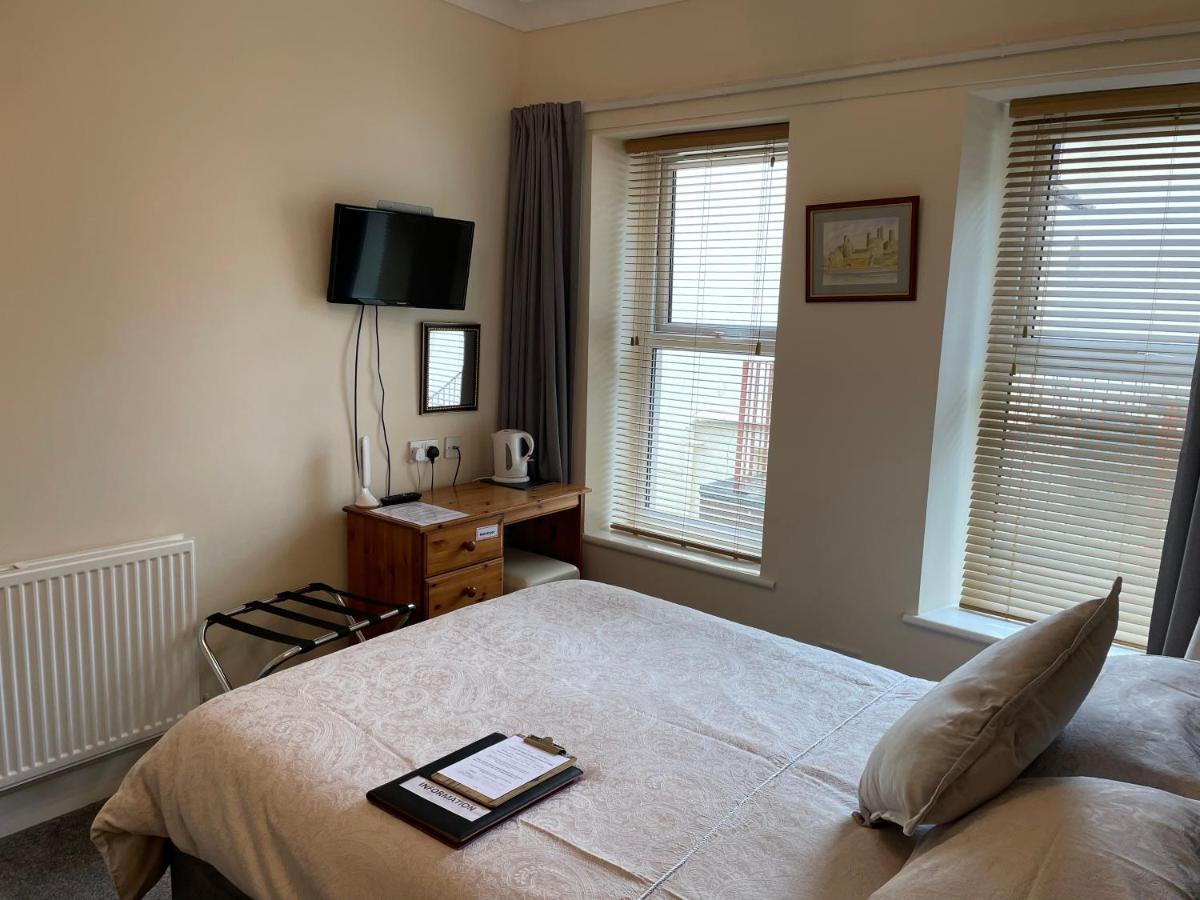 Bron Menai Guest House Caernarfon Ngoại thất bức ảnh